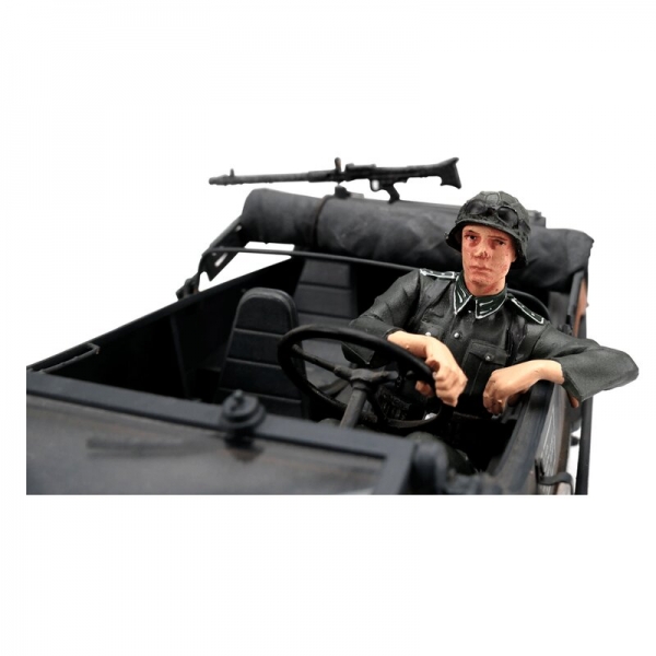 Schwimmwagen Fahrer Torro 1/16 Figur bemalt