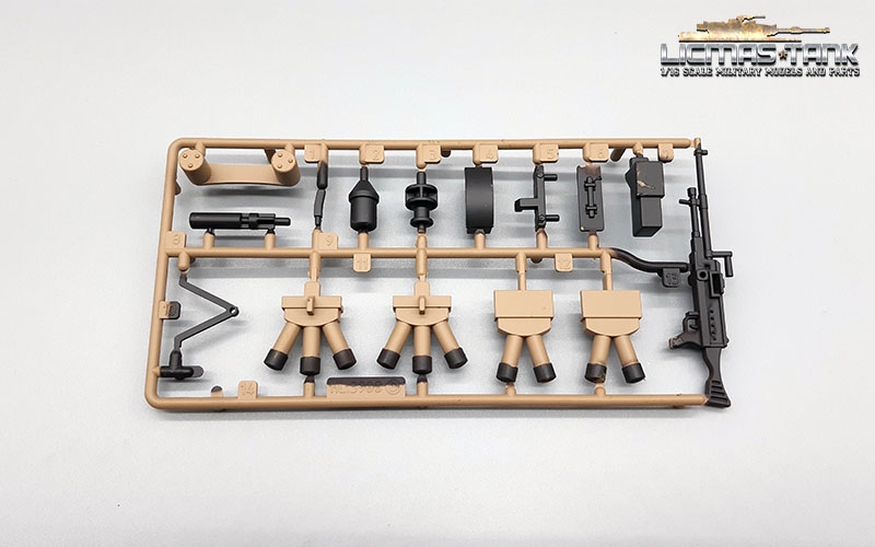 Original Heng Long Ersatzteil B für British Challenger 2