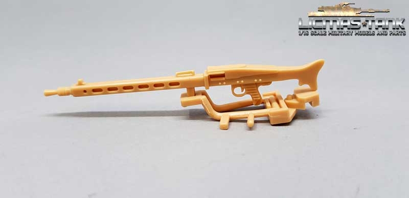 MG42 Maschinengewehr mit Halterung Wehrmacht 1:16