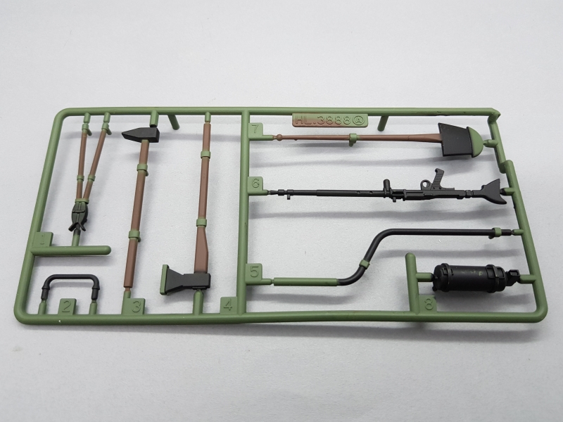 Kunststoff Werkzeugset für Heng Long Königstiger , Jadgtiger , Panther G , Jagdpanther 1:16