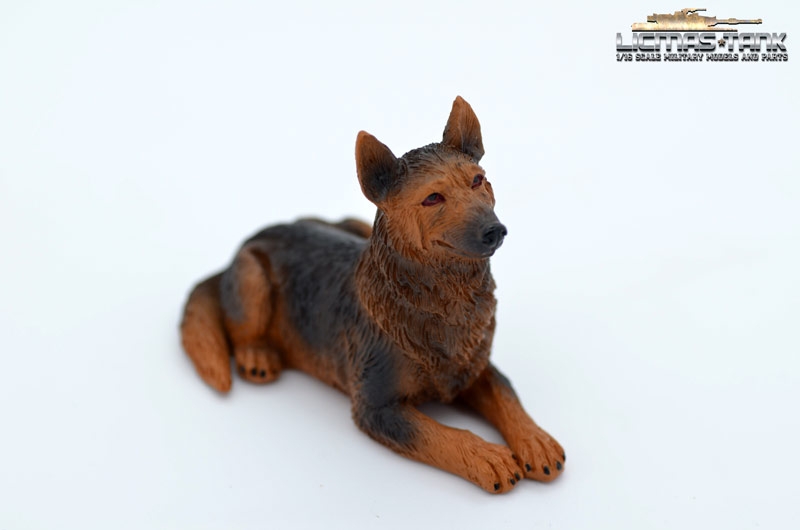 Deutscher Schäferhund Resin bemalt 1:16