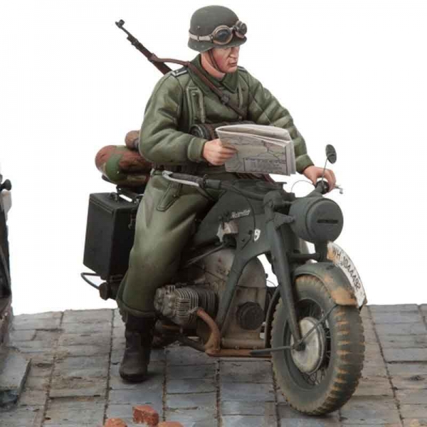 Zündapp KS-750/1 Solo mit Soldat - Standmodell - Maßstab 1/16 (SOL Model)